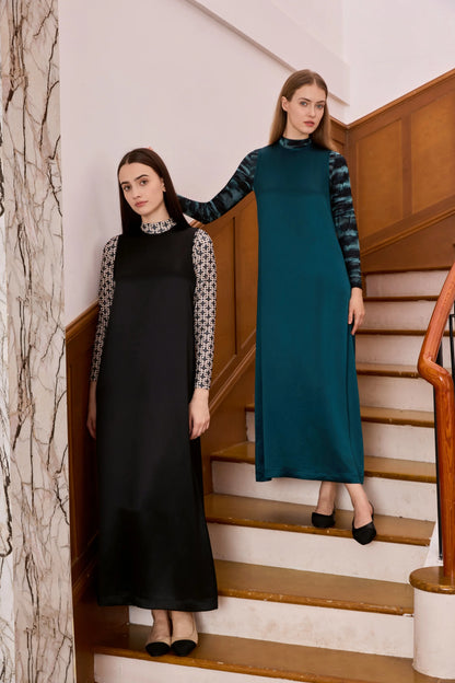 Printed Satin Maxi Dress Set – Mesh Inner Top + Knitted Vest (3-Piece Set)