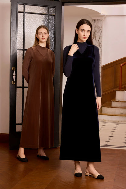 Elegant Velvet V-Neck Maxi Dress – Long Sleeve Modest Fit