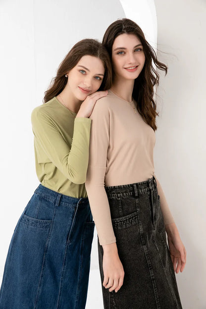 Loose Ribbed V-Neck Top with Batwing Sleeves (High-Stretch Cotton Blend)