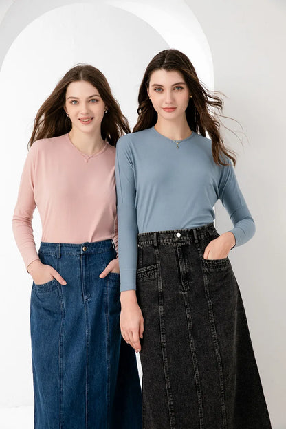 Loose Ribbed V-Neck Top with Batwing Sleeves (High-Stretch Cotton Blend)